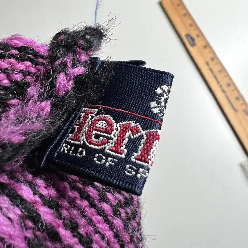 Vintage Herman's Beanie Hat Unisex One Size Pink Wool Knit Pom‎ Geometric Winter